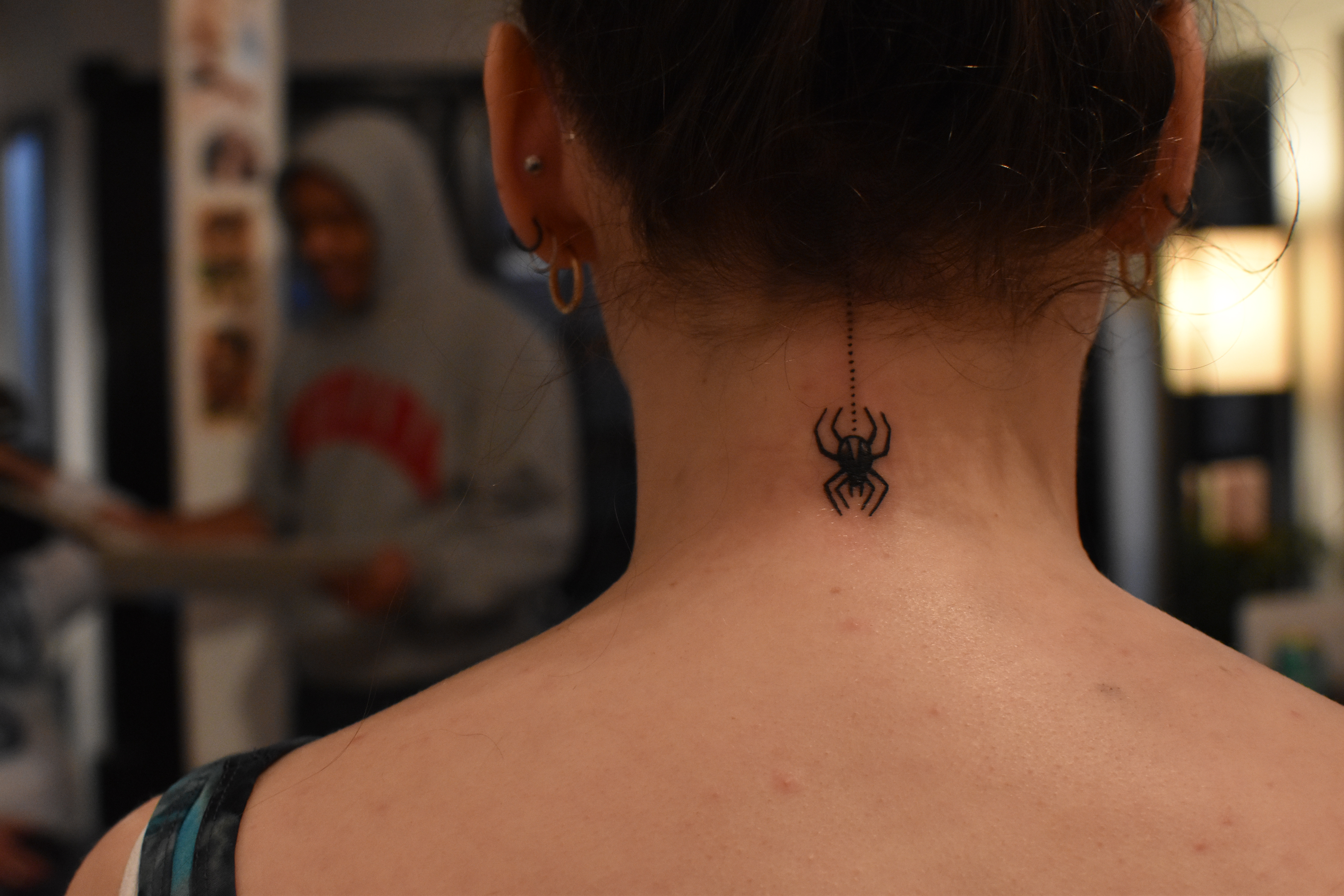 Spider Tattoo On Neck || Trending Tattoo Studio - YouTube